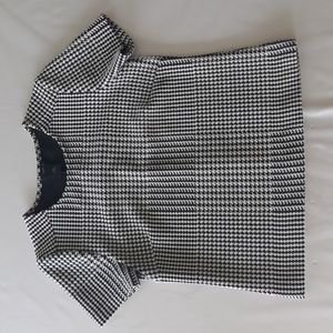 Ann Taylor Short Sleeve Houndstooth Knit Top XS